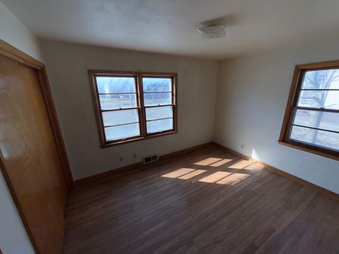 Tiny photo for 2123 W ANTOINETTE Street, Peoria, IL 61605 (MLS # 12619250)