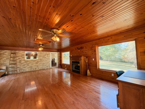 Tiny photo for 15473 Lake Moses Lane, Benton, IL 62812 (MLS # 12793614)