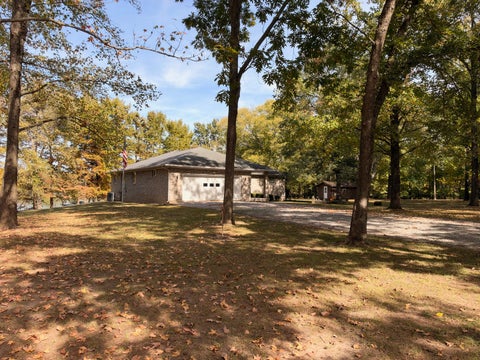 Tiny photo for 15473 Lake Moses Lane, Benton, IL 62812 (MLS # 12793614)