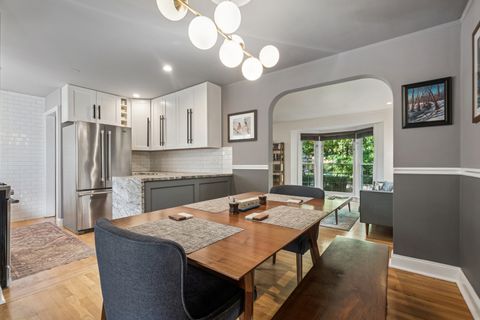 Tiny photo for 1811 Laurel Avenue, Evanston, IL 60201 (MLS # 12478298)