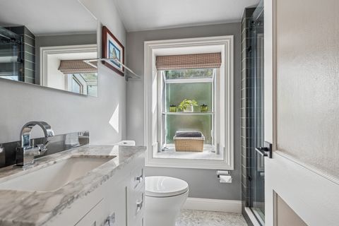 Tiny photo for 1811 Laurel Avenue, Evanston, IL 60201 (MLS # 12478298)