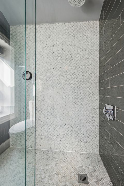 Tiny photo for 1811 Laurel Avenue, Evanston, IL 60201 (MLS # 12478298)