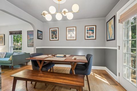 Tiny photo for 1811 Laurel Avenue, Evanston, IL 60201 (MLS # 12478298)