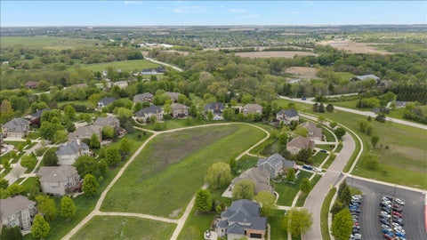 Tiny photo for 430 Alberosky Way, Batavia, IL 60510 (MLS # 12749637)
