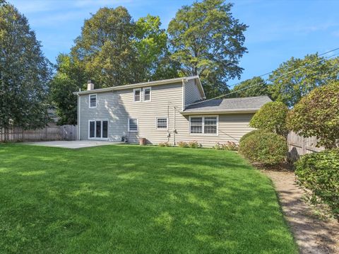 Tiny photo for 156 Blueberry Road, Libertyville, IL 60048 (MLS # 12488948)