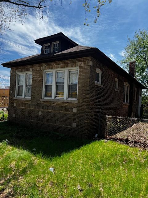 Tiny photo for 1535 E 74th Place, Chicago, IL 60619 (MLS # 12622390)
