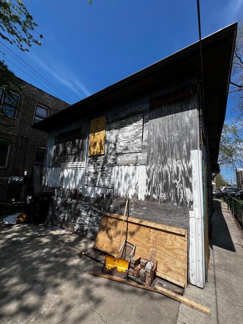Tiny photo for 1535 E 74th Place, Chicago, IL 60619 (MLS # 12622390)