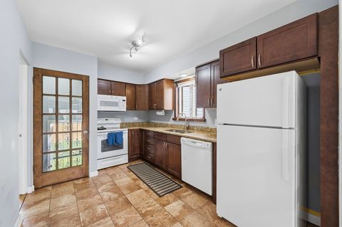 Tiny photo for 6443 W 26th Street, Berwyn, IL 60402 (MLS # 12621871)