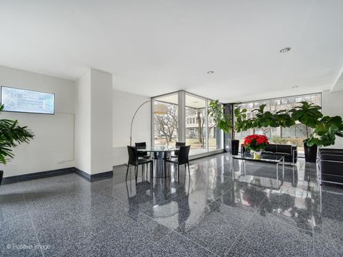 Tiny photo for 3430 N Lake Shore Drive #15M, Chicago, IL 60657 (MLS # 12547249)