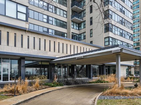 Tiny photo for 3430 N Lake Shore Drive #15M, Chicago, IL 60657 (MLS # 12547249)