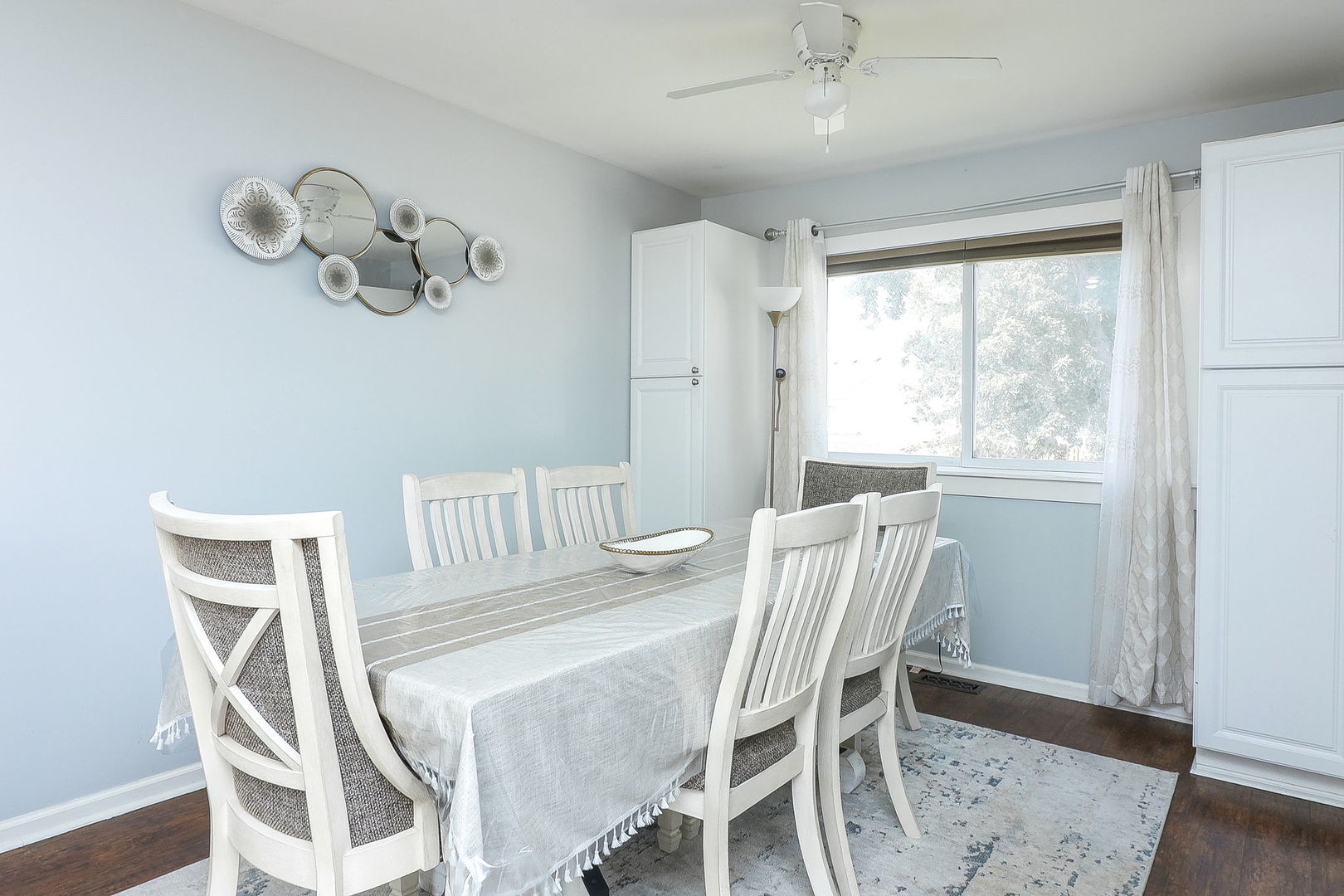 812 W Appletree Lane