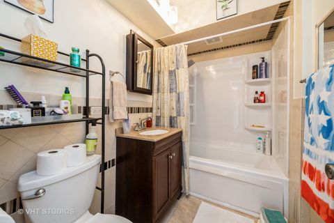 Tiny photo for 7234 W North Avenue #701, Elmwood Park, IL 60707 (MLS # 12456998)