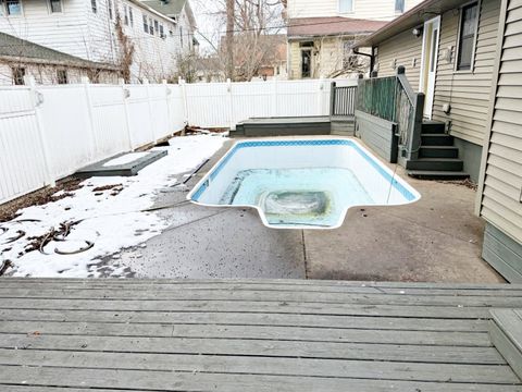 Tiny photo for 206 E 5th Street, Metropolis, IL 62960 (MLS # 12564034)