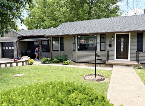 Tiny photo for 206 E 5th Street, Metropolis, IL 62960 (MLS # 12564034)