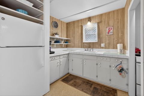 Tiny photo for 919 Huffman Court, DeKalb, IL 60115 (MLS # 12600640)