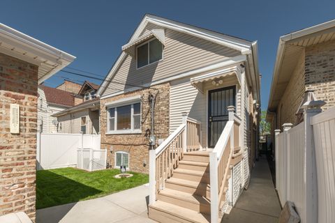 Tiny photo for 7612 S Honore Street, Chicago, IL 60620 (MLS # 12625057)