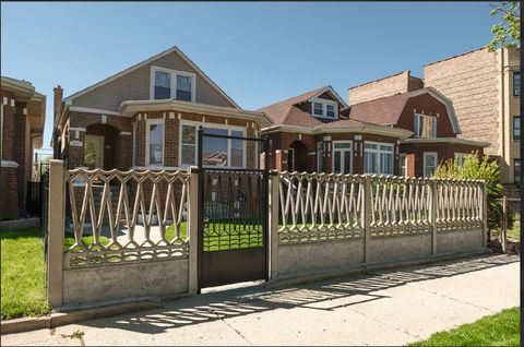 Photo of 7612 S Honore Street, Chicago, IL 60620 (MLS # 12625057)