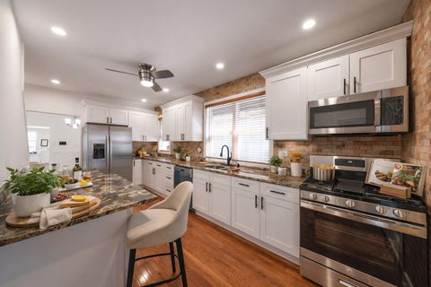 Tiny photo for 7612 S Honore Street, Chicago, IL 60620 (MLS # 12625057)