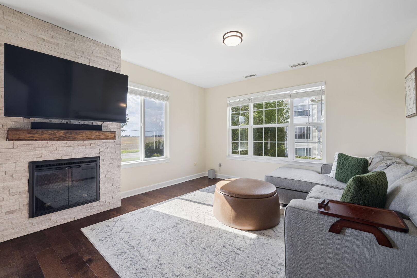 2649 Canyon Drive - Photo 2