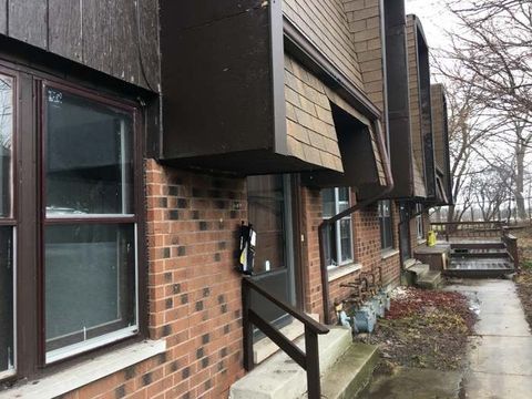 Photo of 12736 S Kenneth Avenue #1A, Alsip, IL 60803 (MLS # 12403090) Photo of 12736 S Kenneth Avenue #1A, Alsip, IL 60803 (MLS # 12403090)