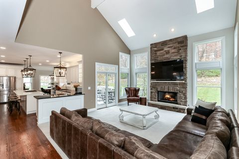 Tiny photo for Sleepy Hollow, IL 60118 (MLS # 12512387)