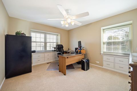 Tiny photo for 660 Versailles Court #A, Elk Grove Village, IL 60007 (MLS # 12597925)