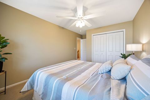 Tiny photo for 660 Versailles Court #A, Elk Grove Village, IL 60007 (MLS # 12597925)