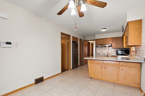 Tiny photo for 6421 S Knox Avenue, Chicago, IL 60629 (MLS # 12603674)