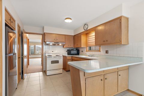 Tiny photo for 6421 S Knox Avenue, Chicago, IL 60629 (MLS # 12603674)