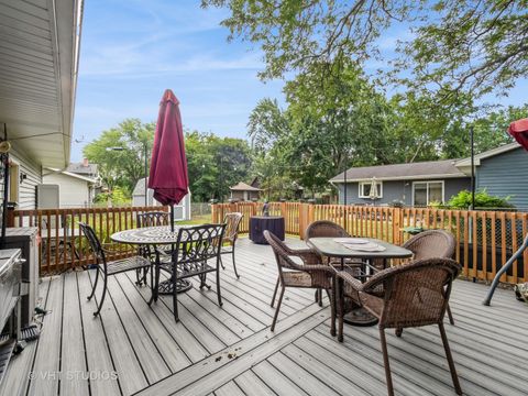 Tiny photo for 901 Aberdeen Drive, Crystal Lake, IL 60014 (MLS # 12434086)