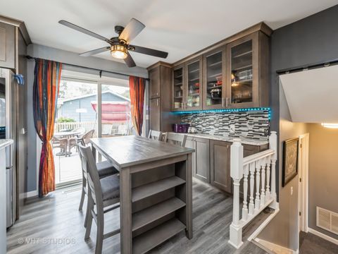 Tiny photo for 901 Aberdeen Drive, Crystal Lake, IL 60014 (MLS # 12434086)