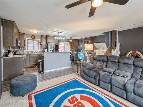 Tiny photo for 901 Aberdeen Drive, Crystal Lake, IL 60014 (MLS # 12434086)