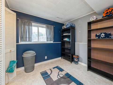 Tiny photo for 901 Aberdeen Drive, Crystal Lake, IL 60014 (MLS # 12434086)