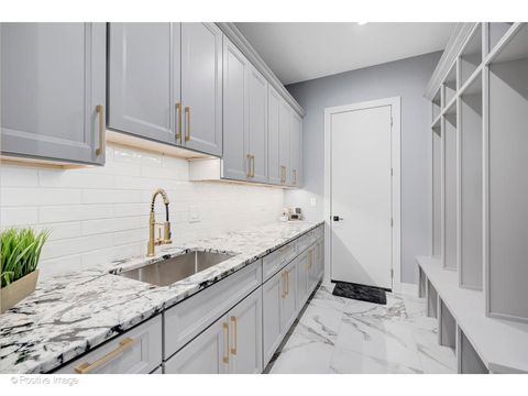 Tiny photo for 6925 Clarendon Hills Road, Darien, IL 60561 (MLS # 12347119)