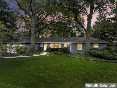 Tiny photo for 311 N Mac Arthur Boulevard, Mount Prospect, IL 60056 (MLS # 12779936)