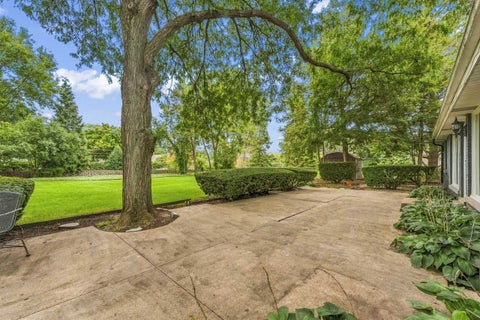 Tiny photo for 311 N Mac Arthur Boulevard, Mount Prospect, IL 60056 (MLS # 12779936)