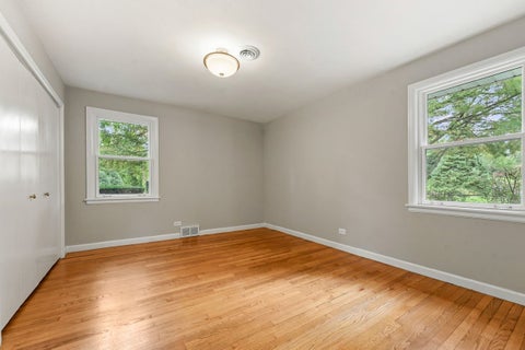 Tiny photo for 311 N Mac Arthur Boulevard, Mount Prospect, IL 60056 (MLS # 12779936)