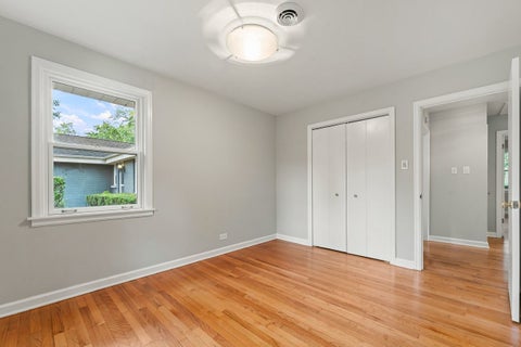 Tiny photo for 311 N Mac Arthur Boulevard, Mount Prospect, IL 60056 (MLS # 12779936)