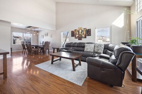 Tiny photo for 1300 Chatsworth Lane, Hoffman Estates, IL 60169 (MLS # 12552800)