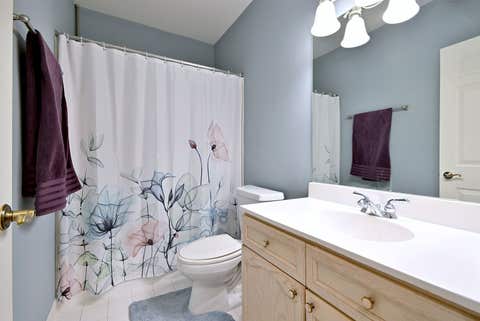 Tiny photo for 6145 Lincoln Avenue #B, Morton Grove, IL 60053 (MLS # 12690125)