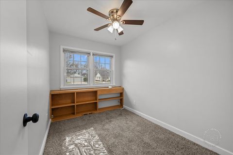 Tiny photo for 150 S Western Avenue, Aurora, IL 60506 (MLS # 12600340)