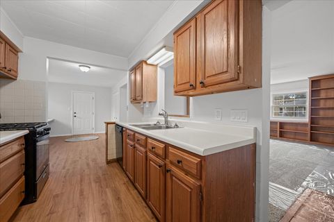 Tiny photo for 150 S Western Avenue, Aurora, IL 60506 (MLS # 12600340)