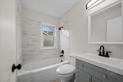 Tiny photo for 150 S Western Avenue, Aurora, IL 60506 (MLS # 12600340)