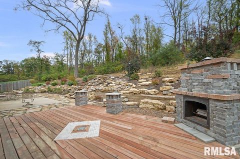 Tiny photo for 1215 Waverly Rd Road, Davenport, IA (MLS # QC4268752)