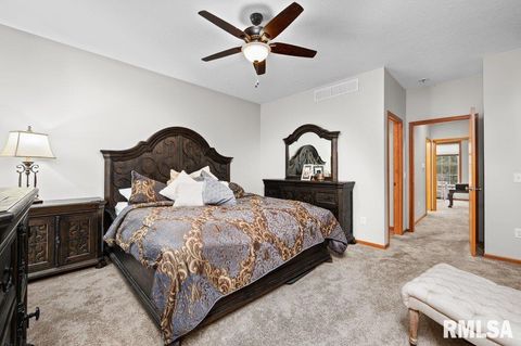 Tiny photo for 1215 WAVERLY Road, Davenport, IA 52804 (MLS # QC4268752)