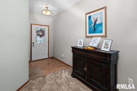 Tiny photo for 1215 Waverly Rd Road, Davenport, IA (MLS # QC4268752)