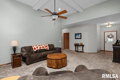 Tiny photo for 1215 WAVERLY Road, Davenport, IA 52804 (MLS # QC4268752)