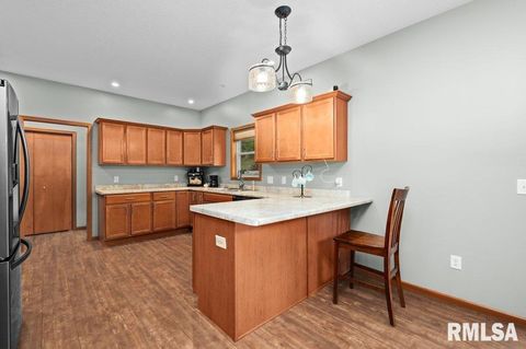 Tiny photo for 1215 WAVERLY Road, Davenport, IA 52804 (MLS # QC4268752)