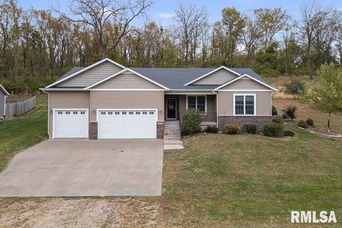 Photo of 1215 Waverly Rd Road, Davenport, IA (MLS # QC4268752)