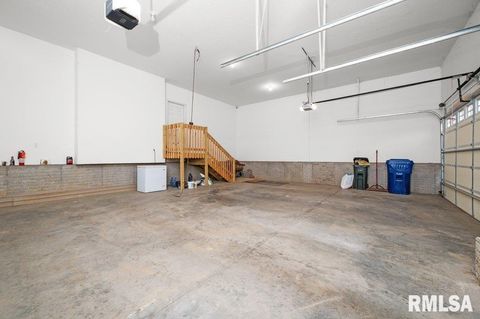 Tiny photo for 1215 WAVERLY Road, Davenport, IA 52804 (MLS # QC4268752)